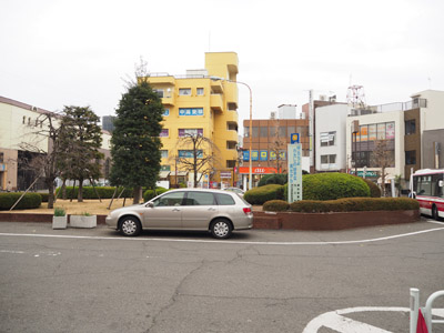狛江駅北口ロータリー