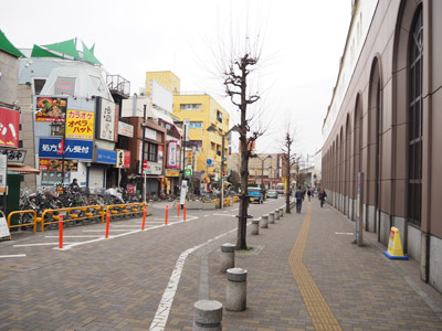 狛江駅北口店舗